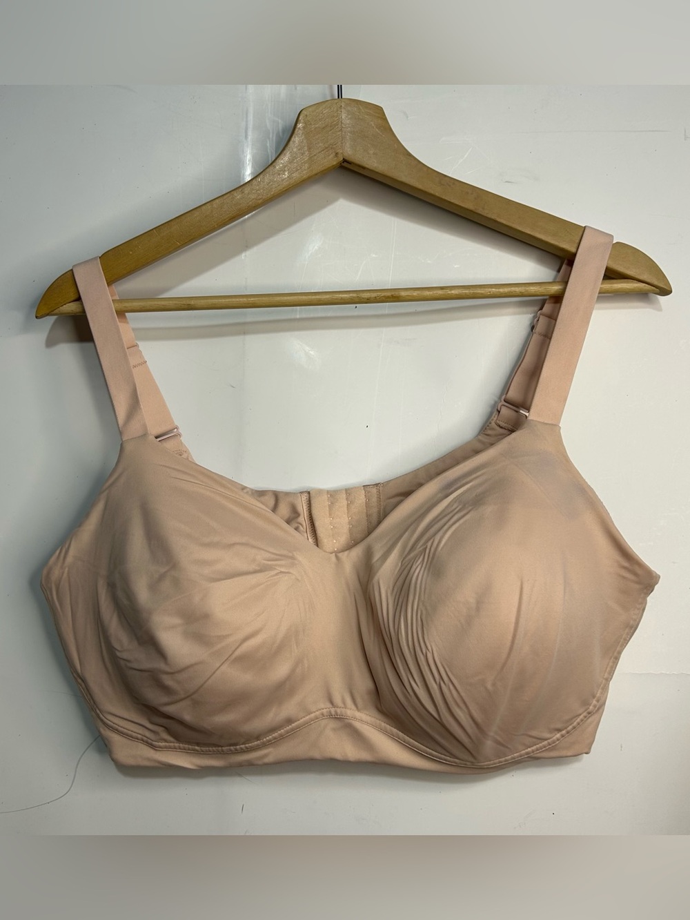 Vanity Fair Cream Wireless Bra 2XL